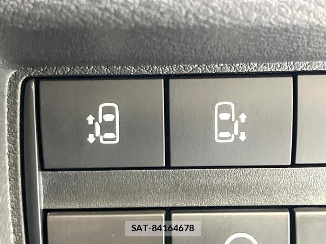 Nissan ROOX 2025-05 8055788-4