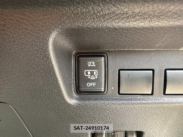 Nissan ROOX 2020-07 8056053-16