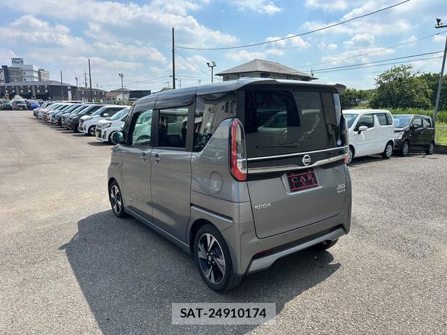 Nissan ROOX 2020-07 8056053-8