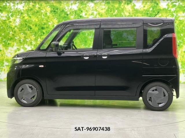 Nissan ROOX 2023-12 8056145-1