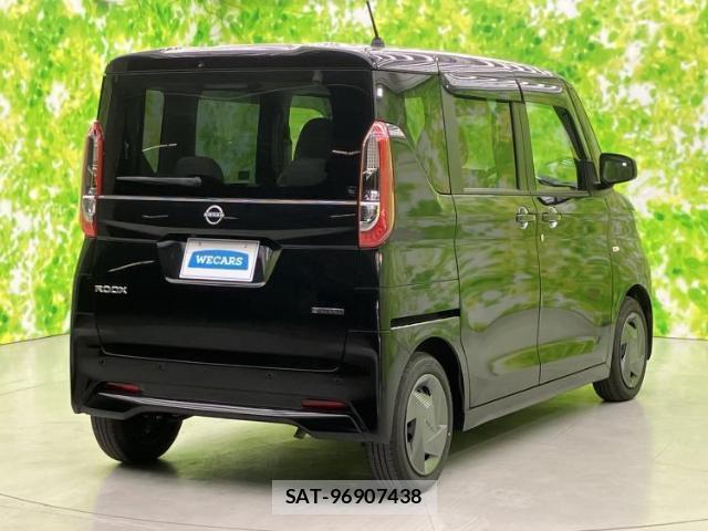 Nissan ROOX 2023-12 8056145-2
