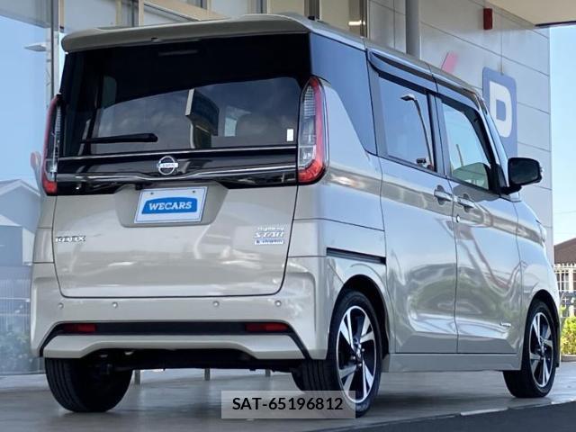 Nissan ROOX 2022-09 8056197-2