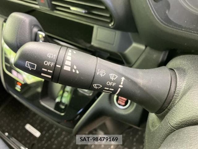 Nissan ROOX 2020-05 8056228-16