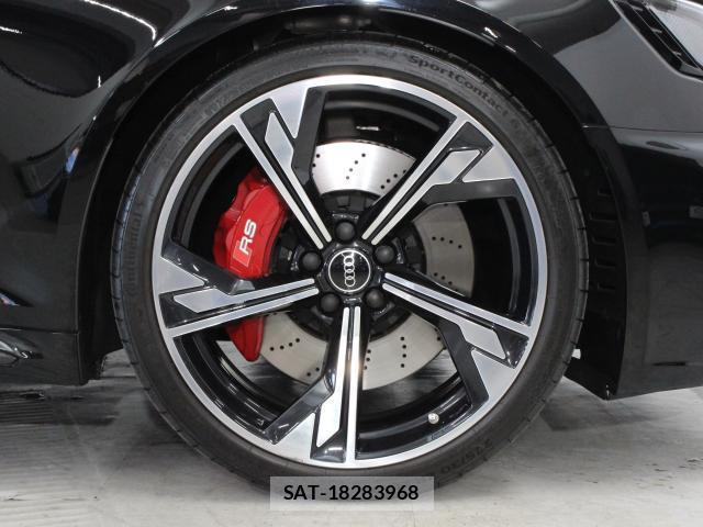 Audi RS4 2024-03 8054231-15