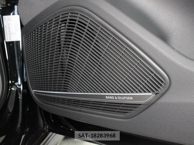 Audi RS4 2024-03 8054231-9