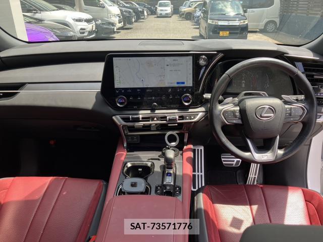 Lexus RX 2024-04 8053249-2