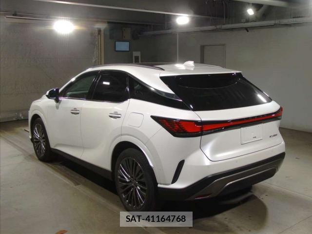 Lexus RX 2023-06 8053325-4