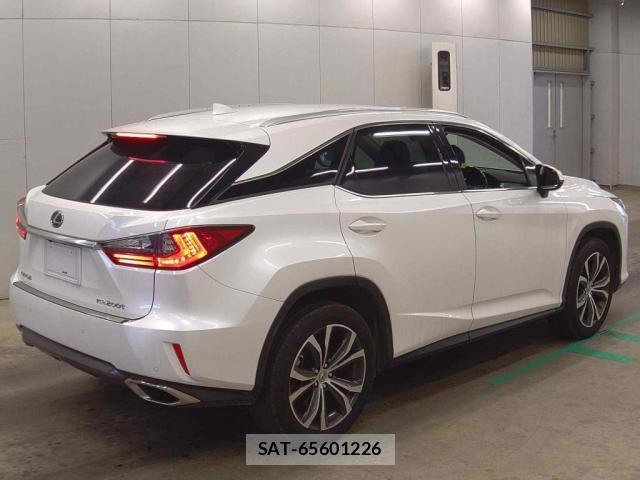 Lexus RX 2017-05 8053380-1