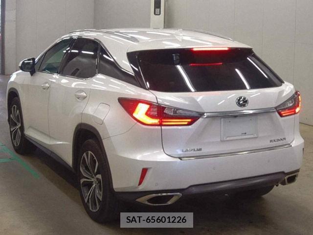 Lexus RX 2017-05 8053380-3
