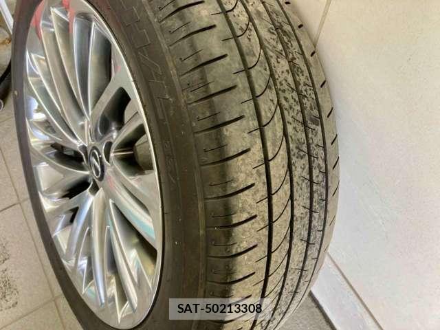 Lexus RX 2019-10 8053409-4