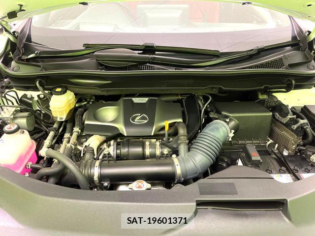 Lexus RX 2022-08 8053800-18