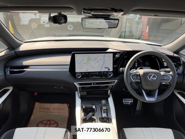 Lexus RX 2025-05 8055833-2