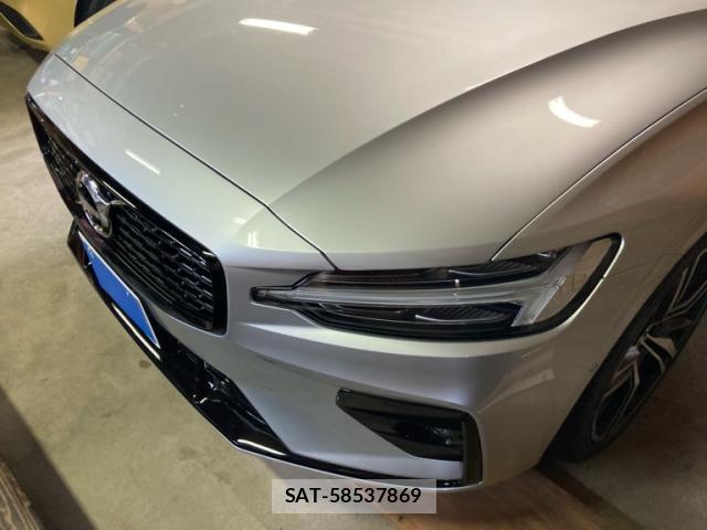 Volvo S60 2022-10 8053913-1