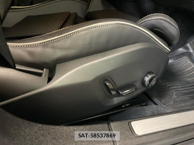 Volvo S60 2022-10 8053913-15