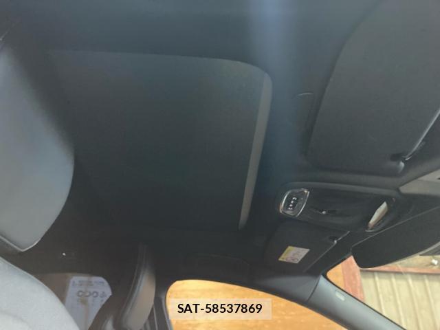 Volvo S60 2022-10 8053913-18