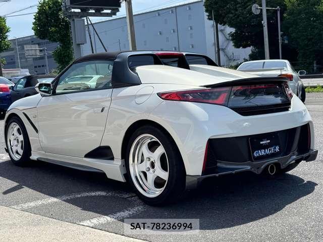 Honda S660 2017-10 8053965-12