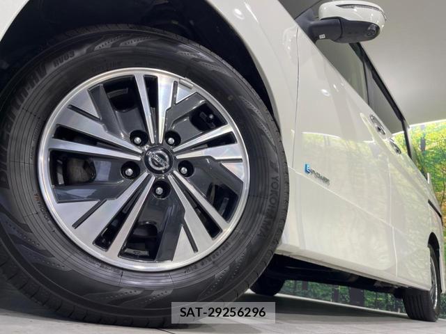 Nissan SERENA 2022-11 8053636-12