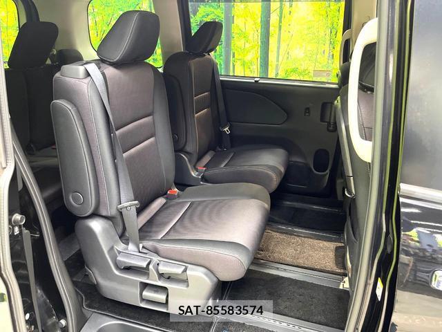 Nissan SERENA 2018-04 8053991-8