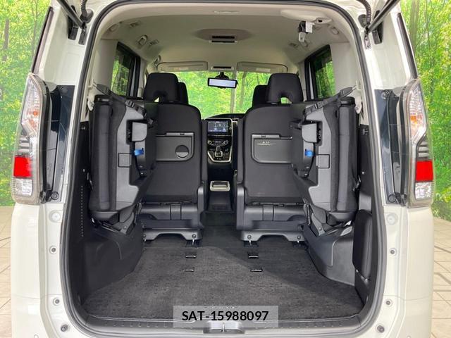 Nissan SERENA 2018-10 8054080-10
