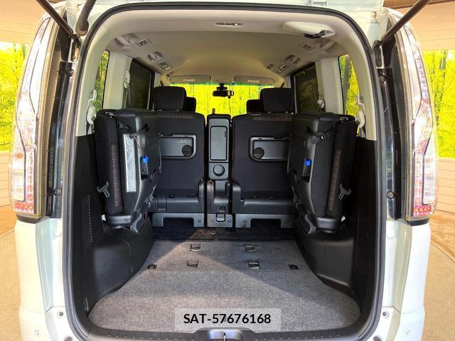 Nissan SERENA 2016-03 8054104-11