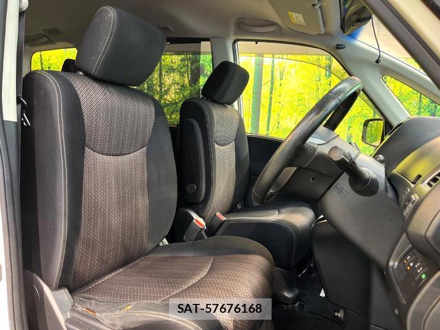 Nissan SERENA 2016-03 8054104-9