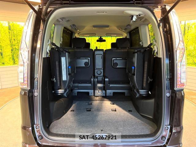 Nissan SERENA 2016-06 8054106-11
