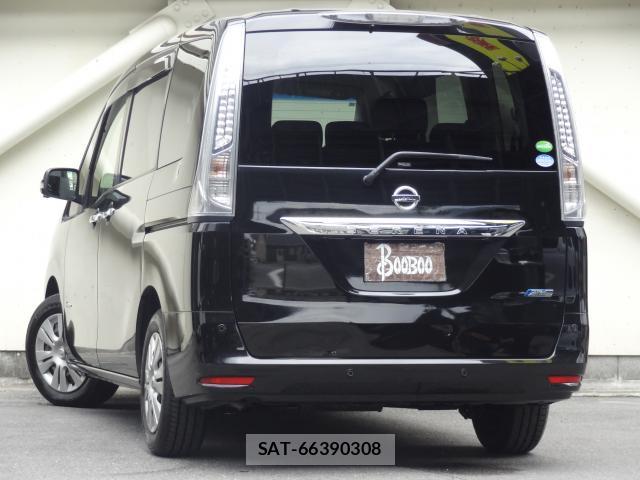 Nissan SERENA 2015-08 8054430-4