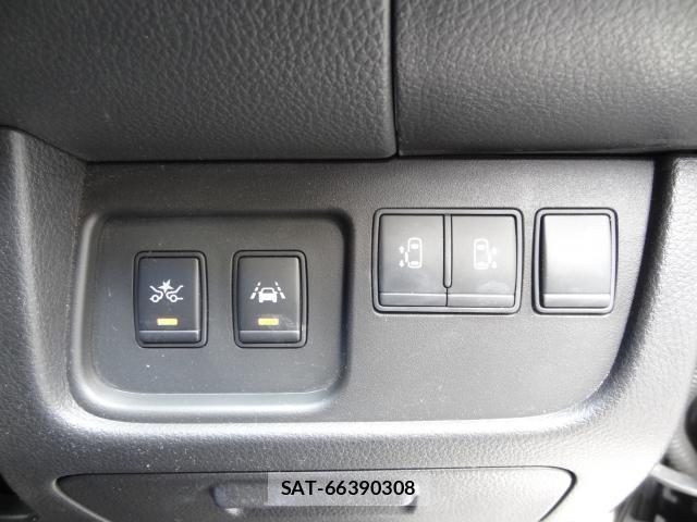 Nissan SERENA 2015-08 8054430-7