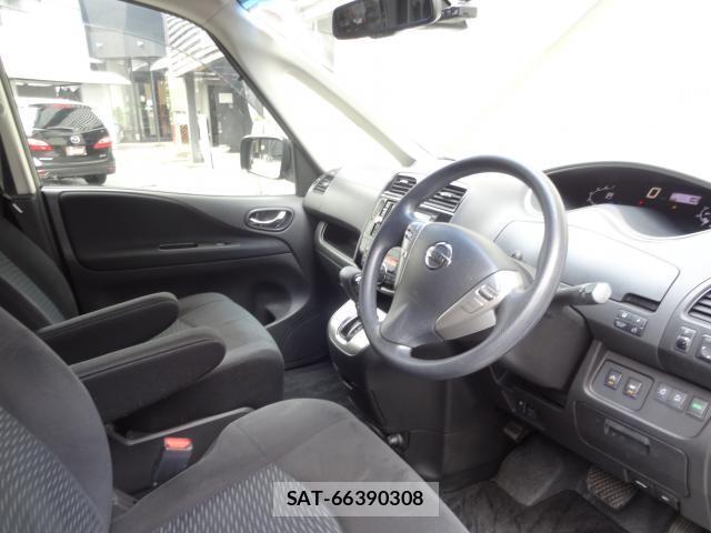Nissan SERENA 2015-08 8054430-9