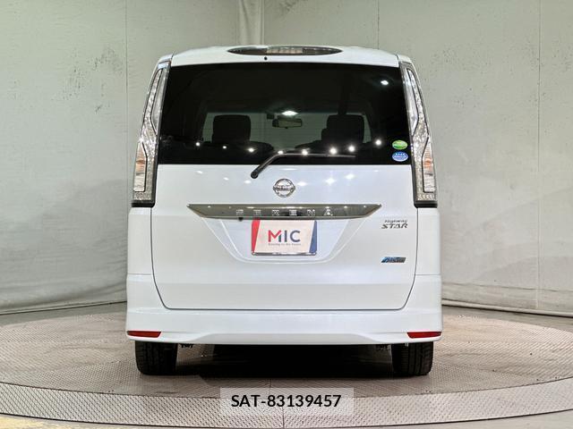 Nissan SERENA 2014-11 8054543-18
