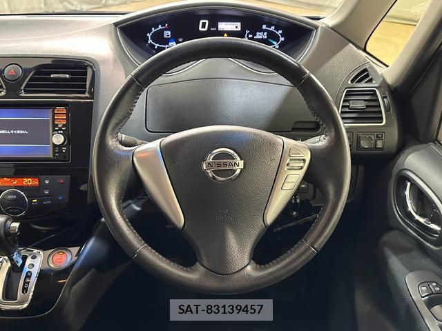 Nissan SERENA 2014-11 8054543-7