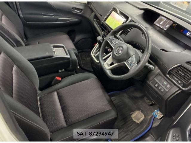 Nissan SERENA 2018-03 8054615-2