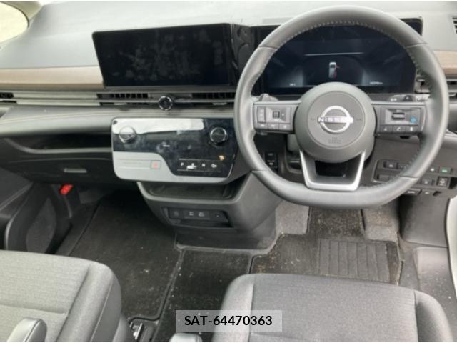 Nissan SERENA 2025-01 8054681-2
