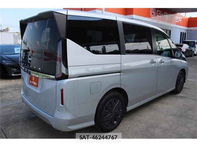 Nissan SERENA 2023-06 8054952-12