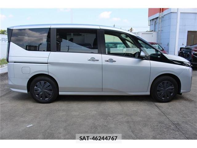 Nissan SERENA 2023-06 8054952-13