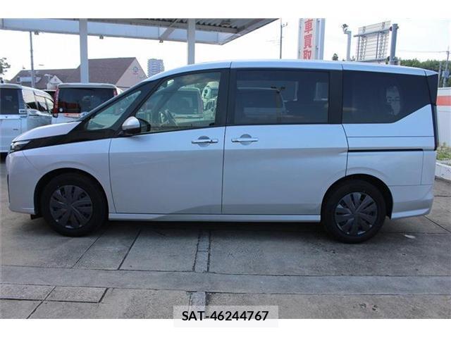 Nissan SERENA 2023-06 8054952-9