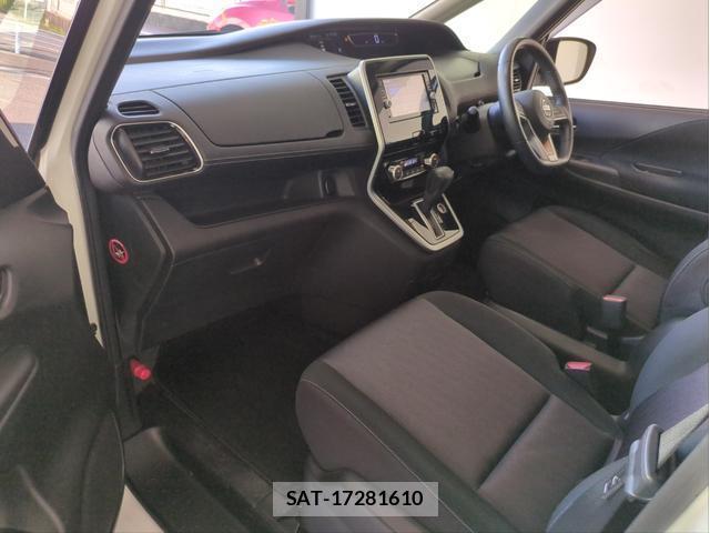 Nissan SERENA 2017-05 8054988-14