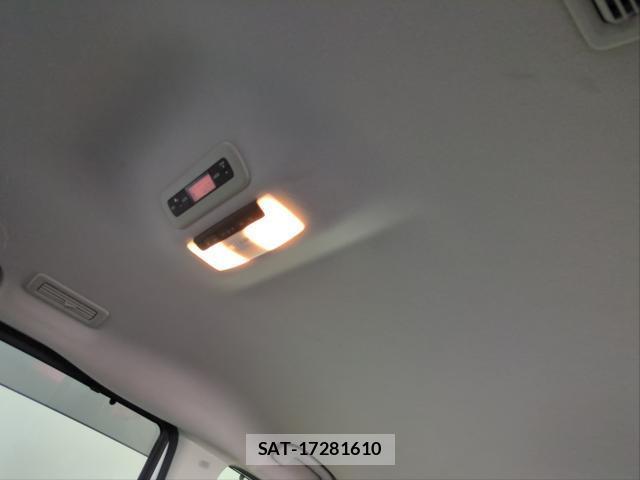 Nissan SERENA 2017-05 8054988-16