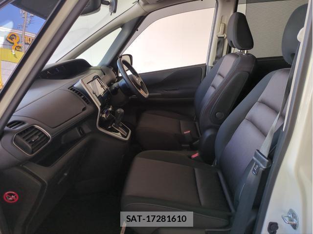 Nissan SERENA 2017-05 8054988-5