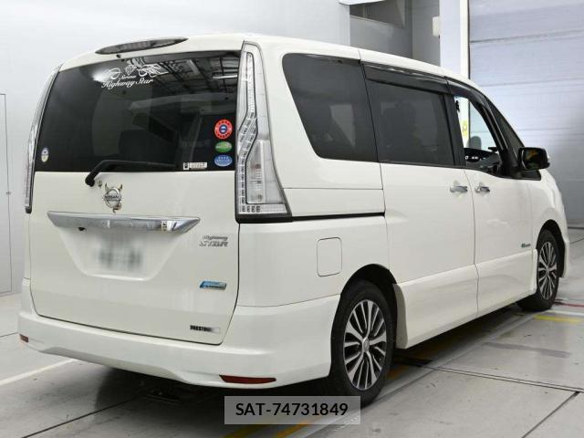 Nissan SERENA 2014-06 8055125-2