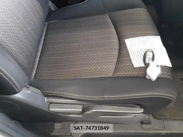 Nissan SERENA 2014-06 8055125-5