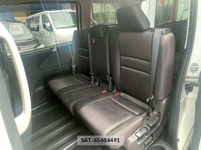 Nissan SERENA 2018-12 8055205-13