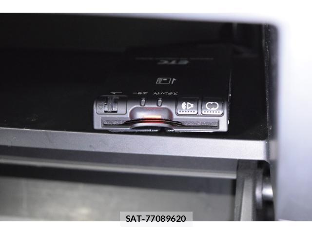Nissan SERENA 2018-01 8055355-13