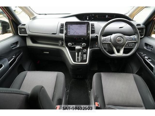 Nissan SERENA 2017-01 8055463-2