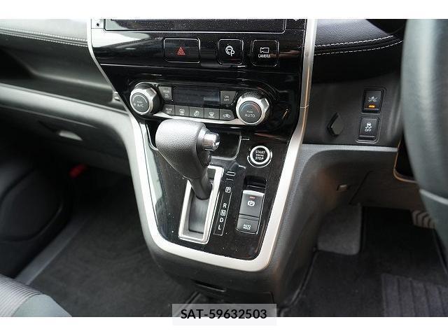 Nissan SERENA 2017-01 8055463-3