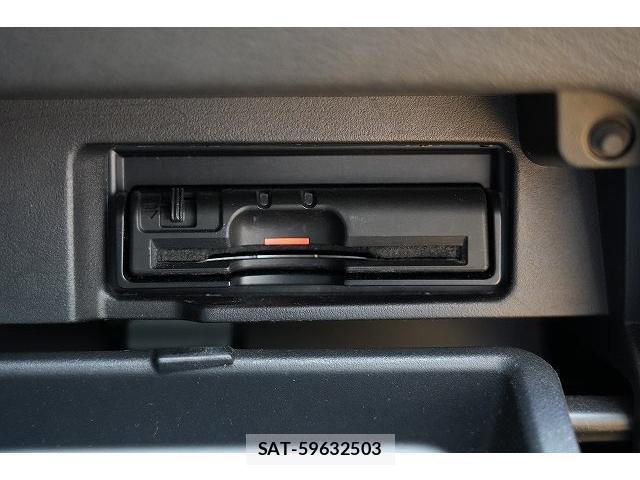 Nissan SERENA 2017-01 8055463-9