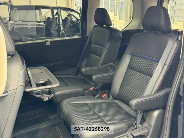 Nissan SERENA 2026-05 8055528-19