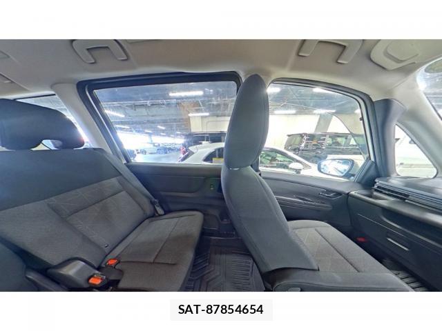 Nissan SERENA 2024-03 8055600-7