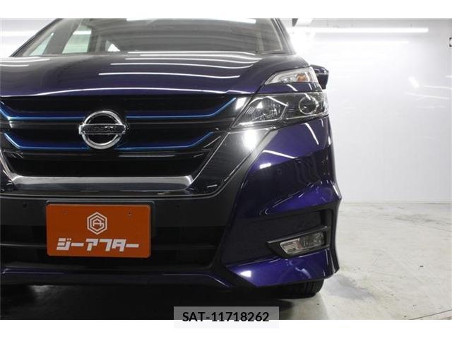 Nissan SERENA 2018-09 8055902-13