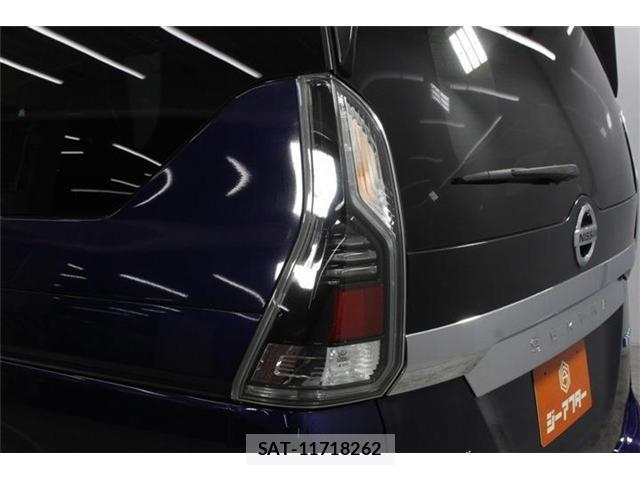 Nissan SERENA 2018-09 8055902-17